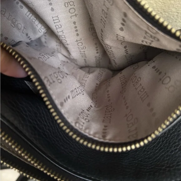 Margo New York Black soft Leather Shoulder Bag - Picture 8 of 11